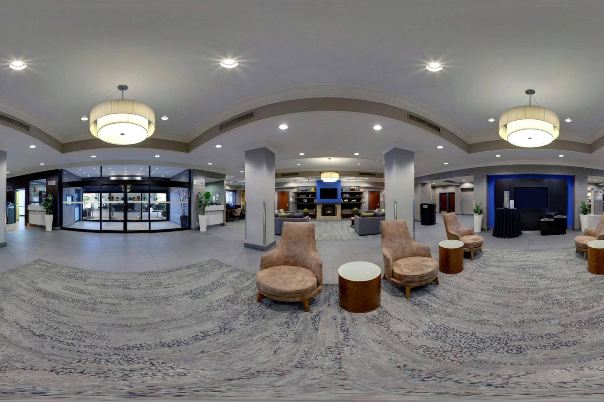 Готель Courtyard By Marriott Toronto Downtown Екстер'єр фото