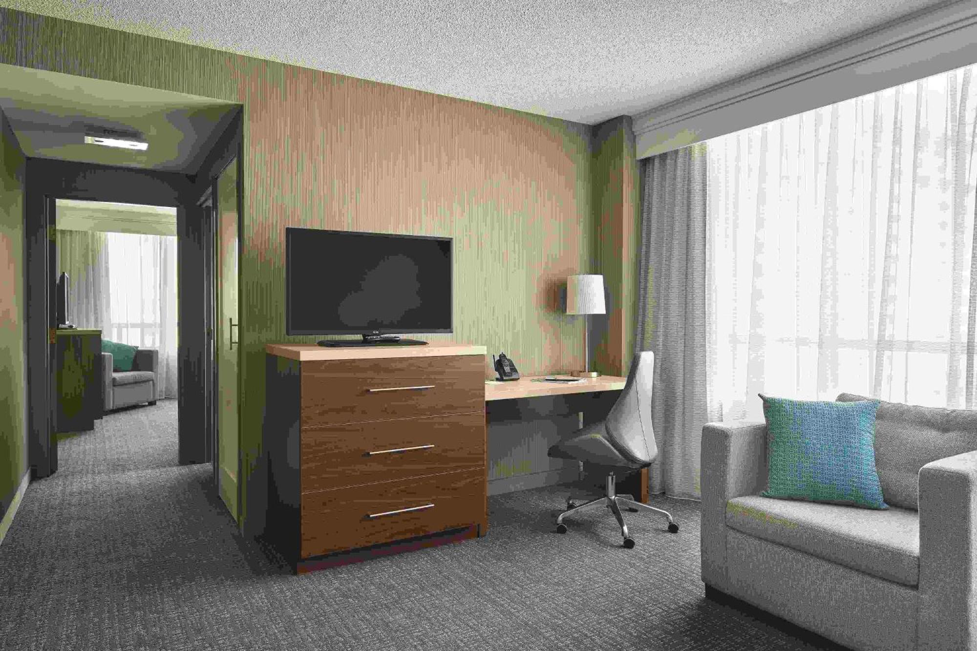 Готель Courtyard By Marriott Toronto Downtown Екстер'єр фото