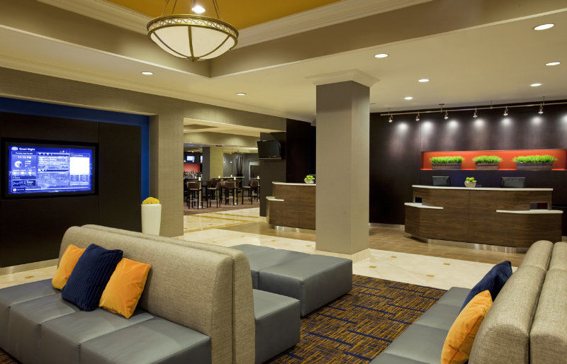 Готель Courtyard By Marriott Toronto Downtown Інтер'єр фото